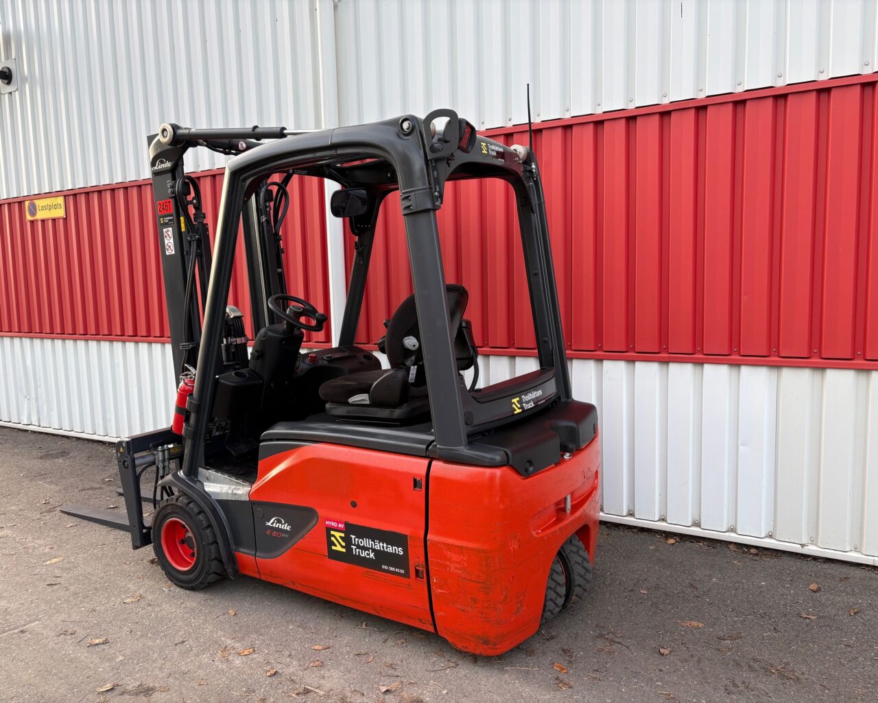 tht2467-c-2