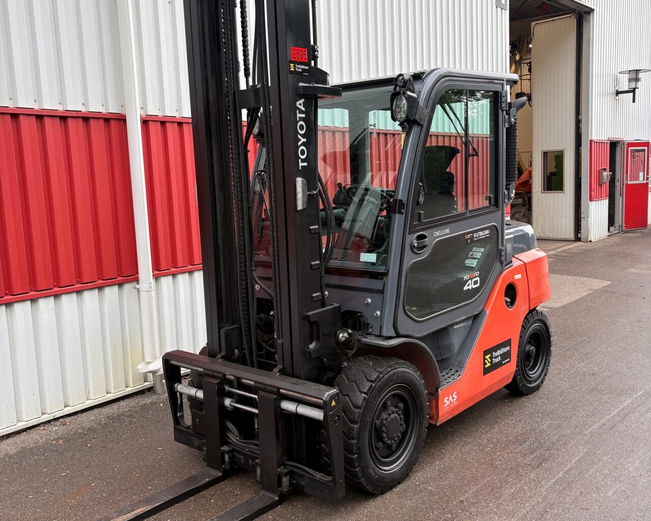 tht2526-b