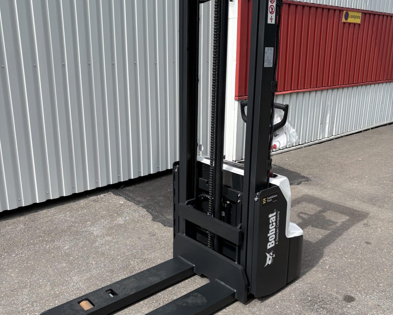 tht2550-b